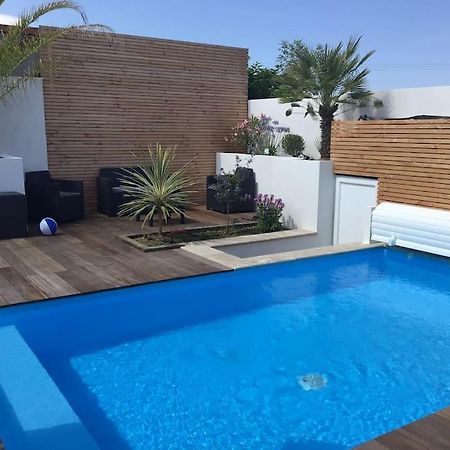 Villa Exceptionnelle Piscine Et Jardin Prive Sejour Haut De Gamme Proche La Rochelle Sainte-Soulle Luaran gambar
